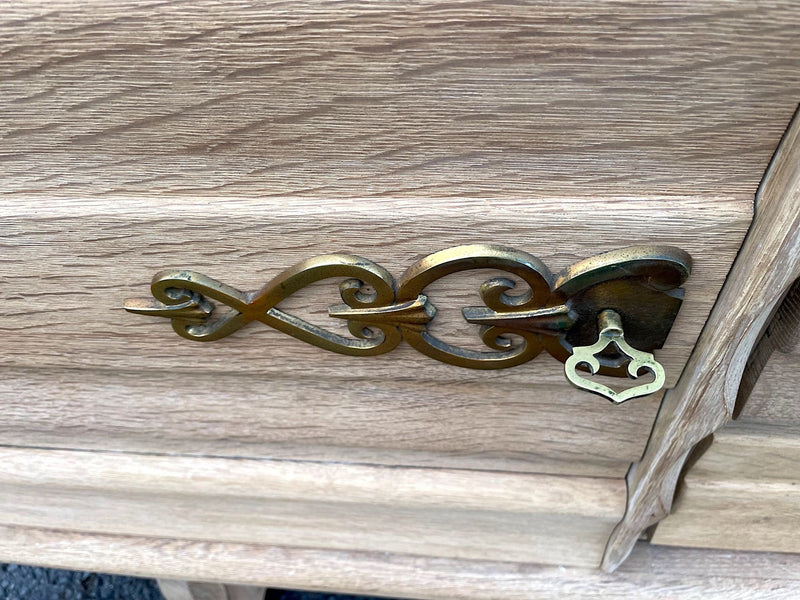 Art Deco French Bleached Oak Sideboard in the style of Gaston Poisson - Antique Furniture - Art Deco Sideboard - Ed Butcher Antiques Shop London