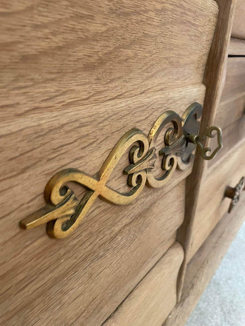 Art Deco French Bleached Oak Sideboard in the style of Gaston Poisson - Antique Furniture - Art Deco Sideboard - Ed Butcher Antiques Shop London