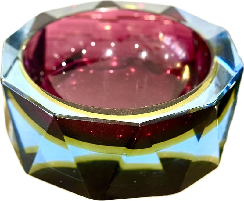 A large heavy 1960s faceted Sommerso Murano glass bowl by Seguso in blue, purple and yellow