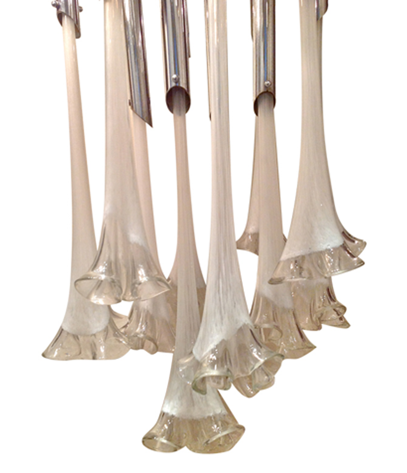 A LARGE MURANO GLASS CHANDELIER