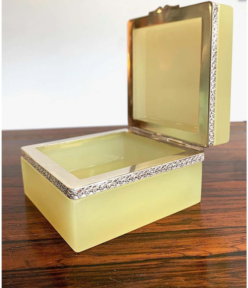 Lovely 1950s Yellow Murano Glass Hinged Jewelry Box by Cendese