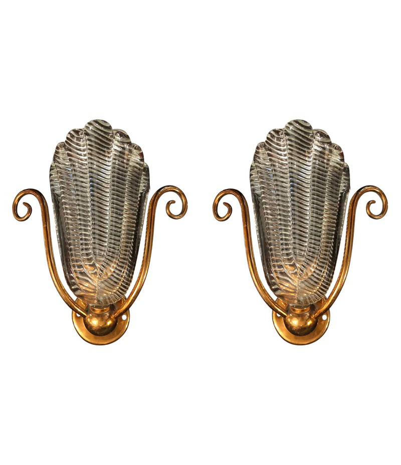 PAIR OF 1950S BAROVIER AND TOSO, MURANO GLASS WALL SCONCES WITH BRASS FITTINGS