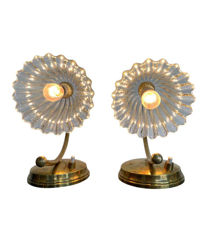 PAIR OF 1960S BAROVIER STYLE ITALIAN LAMPS WITH GLASS FLOWER SHAPED SHADES